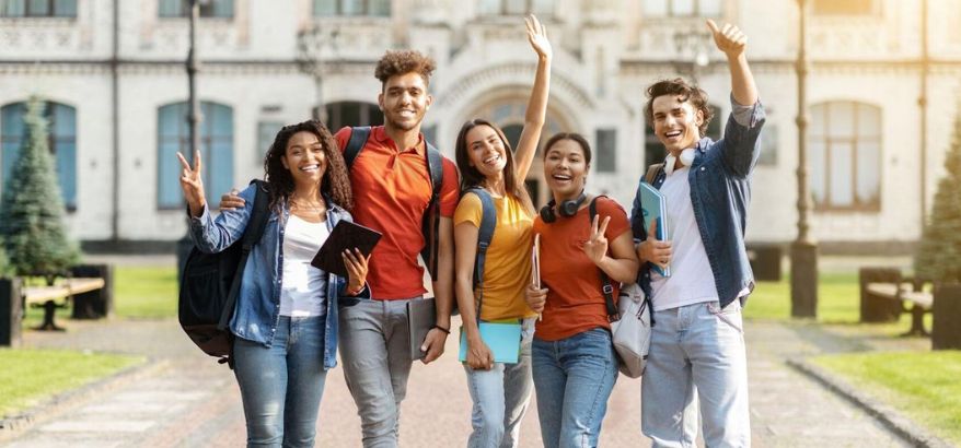 Mahasiswa Sebagai Agen Perubahan dalam Masyarakat: Peran Strategis Generasi Muda