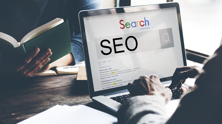 SEO 2026: Rekomendasi RajaSEO.com tentang Faktor Penting yang Harus Diterapkan di Website Anda