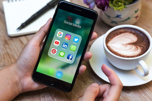 Personalisasi Tingkat Tinggi: Kirim Pesan yang Tepat Sasaran di Media Sosial