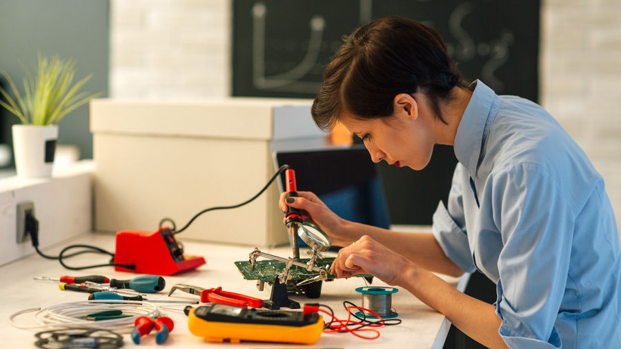 Mengapa Teknik Elektro ITB: Teknologi Masa Depan dan Inovasi Terkini Menjadi Primadona?