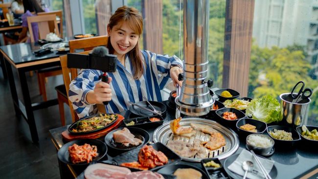Menjadi Food Blogger di Era Digital: Tantangan dan Peluang dalam Dunia Kuliner