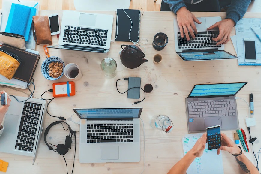 Kesalahan Umum yang Menghambat Pertumbuhan Bisnis Jasa Digital Pemula