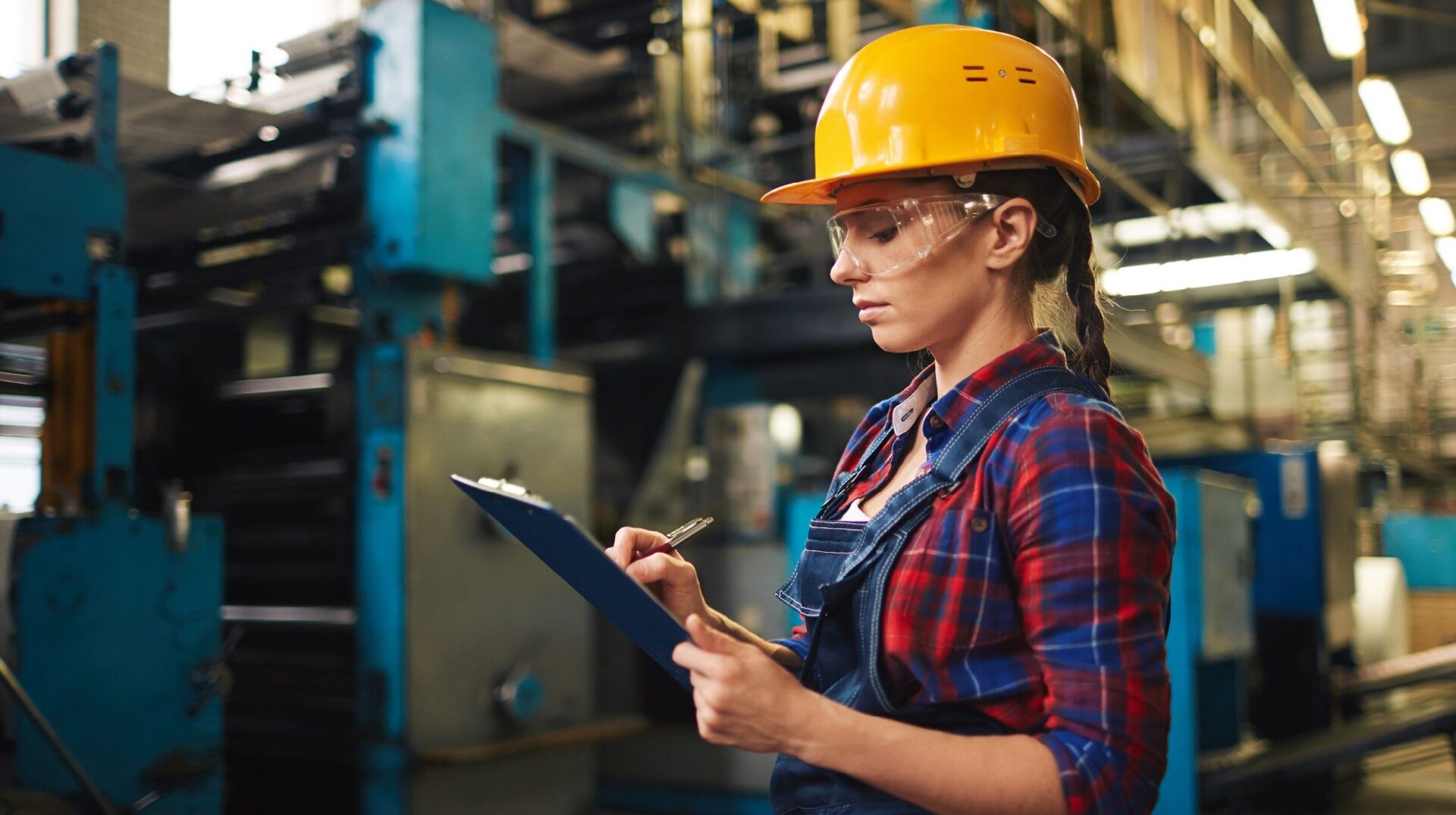 Prospek Kerja Lulusan Program Studi Teknik Industri di Era Digital dan Industri 4.0