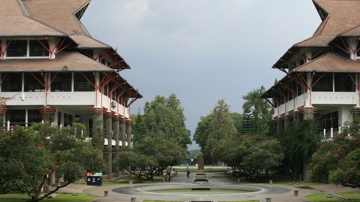 Jurusan Paling Favorit di ITB dan Prospek Kariernya: Peluang Emas di Dunia Kerja